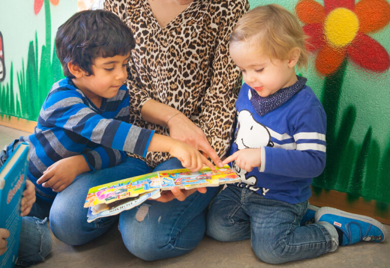 Kindergarten Pasitos - die Kinder sind am spielen